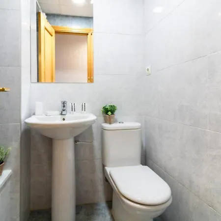 Picasso - Art District Experience Apartment *